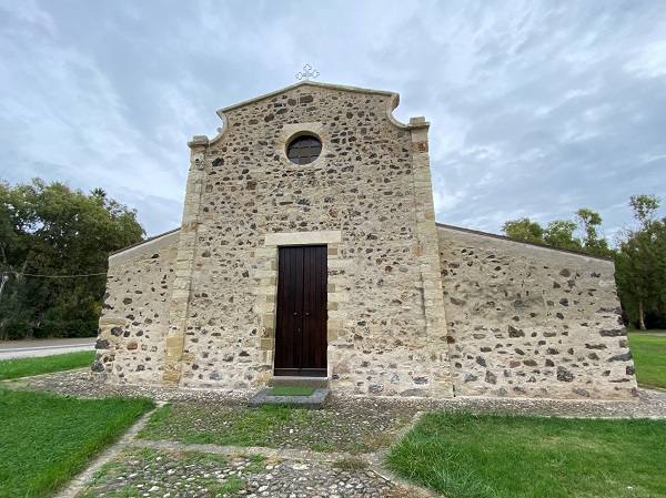 La chiesa di Santa Maria delle Acque　サルダラ