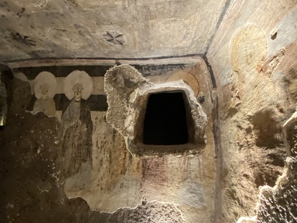 ドムス・デ・ジャナス ネクロポリ・サン・アンドレア・プリウ