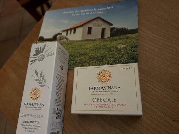 farmasinara サルデーニャ産自然派化粧品